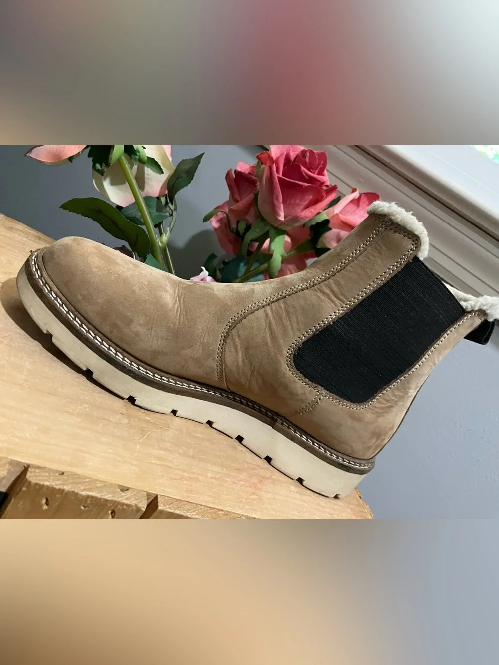 Alpine Design Ortholite woman size 6.5 suede boots